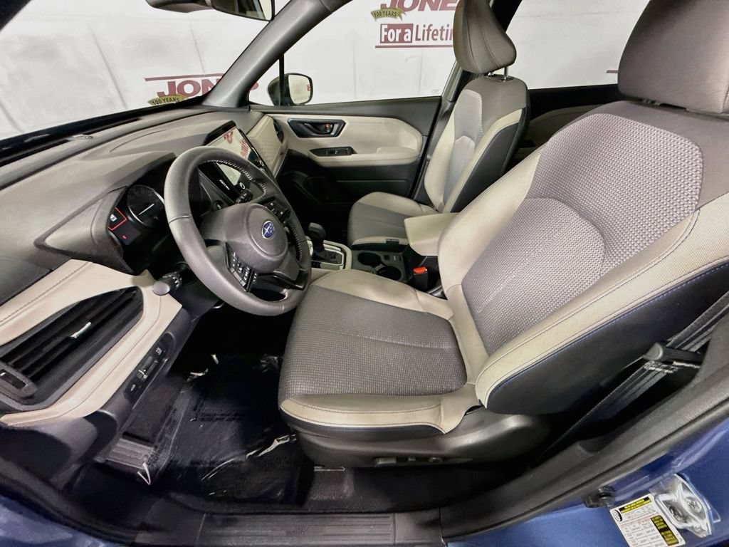 Used 2025 Subaru Forester Premium AWD/4WD image 25