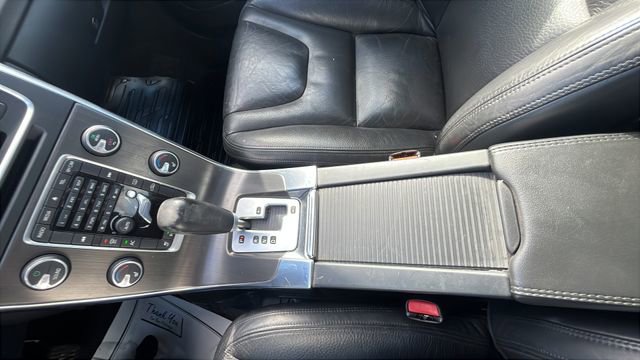 Used 2012 Volvo S60 T5 w/ Climate Pkg image 17