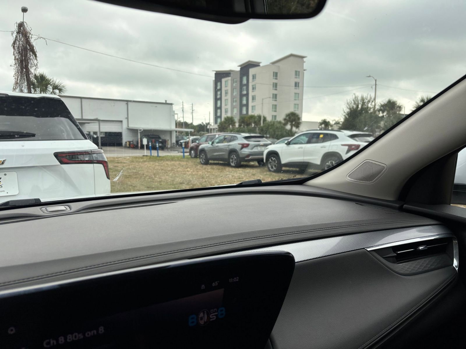 Used 2025 Buick Encore GX Preferred image 35