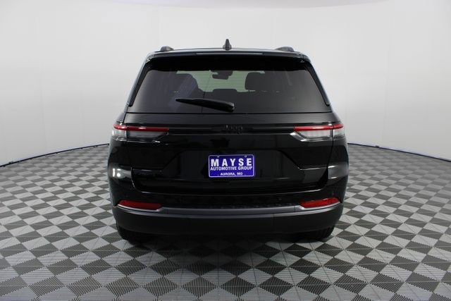 New 2026 Jeep Grand Cherokee Laredo image 25