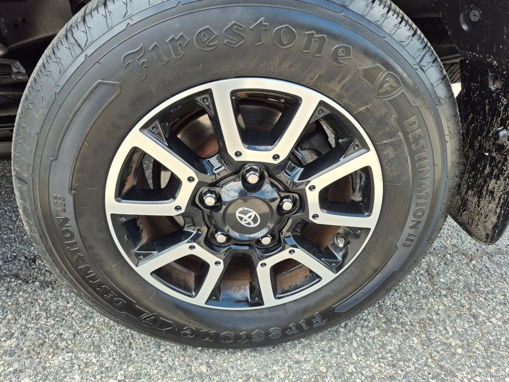 Used 2018 Toyota Tundra Limited w/ Limited Premium Package image 8