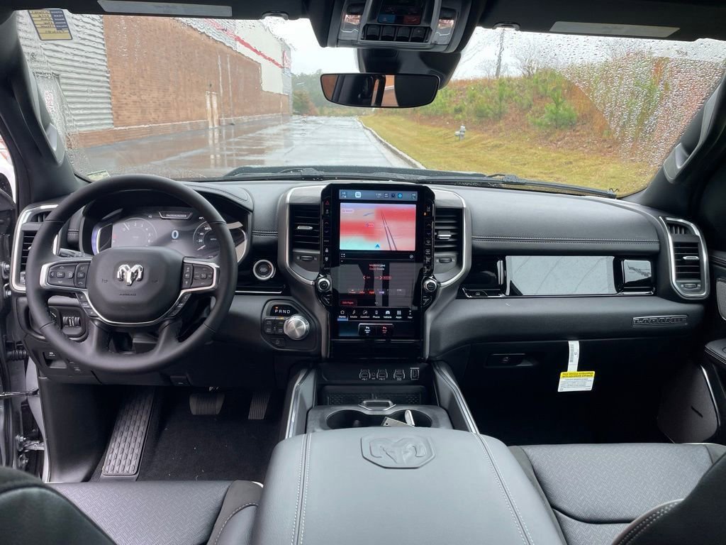 New 2026 RAM 1500 Laramie AWD/4WD image 21