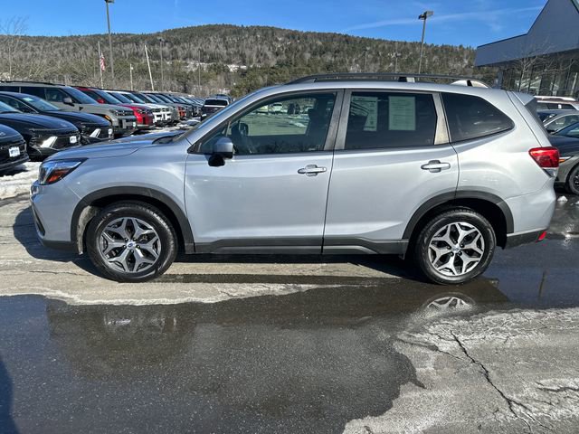 Used 2020 Subaru Forester Premium image 2