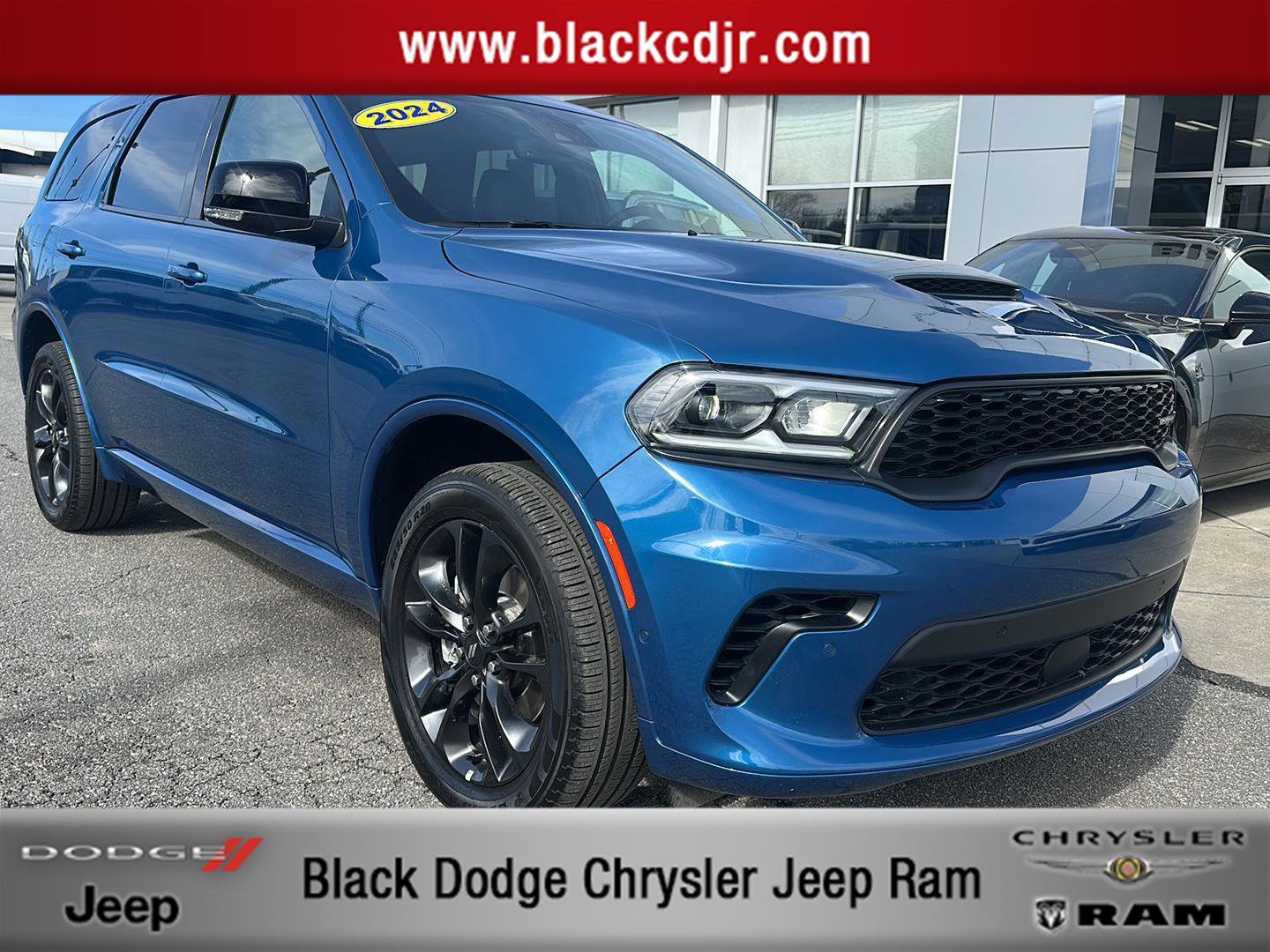 Used 2024 Dodge Durango GT image 1