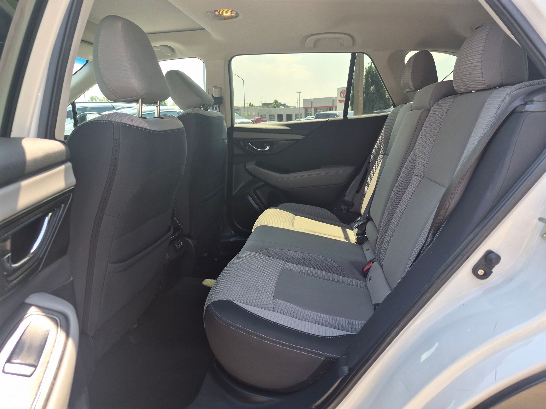 Used 2021 Subaru Outback Premium AWD/4WD image 29