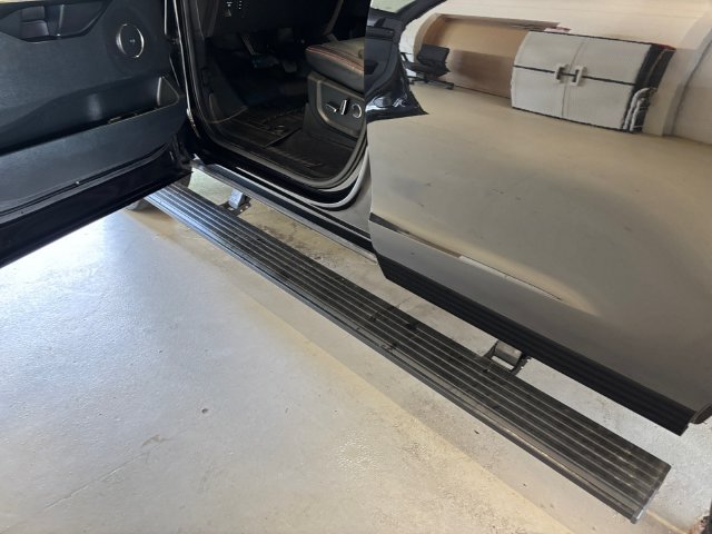 Used 2021 Ford Expedition Limited AWD/4WD image 24