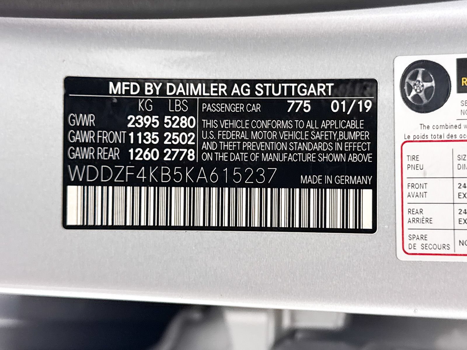 Used 2019 Mercedes-Benz E 300 4MATIC image 40