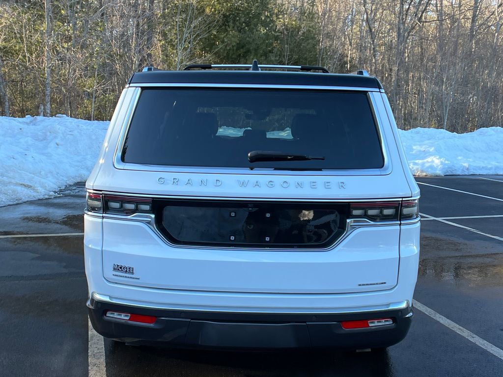 Used 2022 Jeep Grand Wagoneer Series I w/ Flexible Seating Group image 4