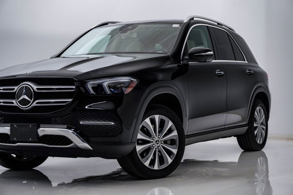 Used 2020 Mercedes-Benz GLE 350 4MATIC image 2