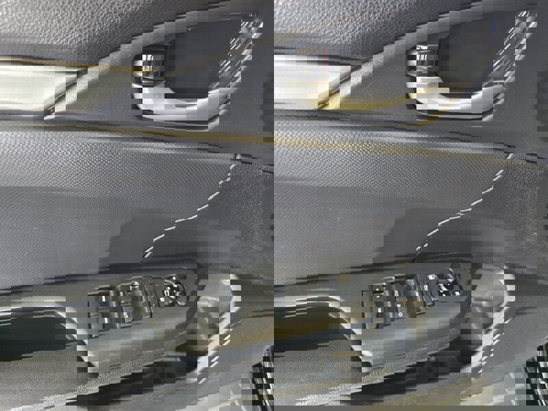 Used 2019 Honda Civic LX image 17