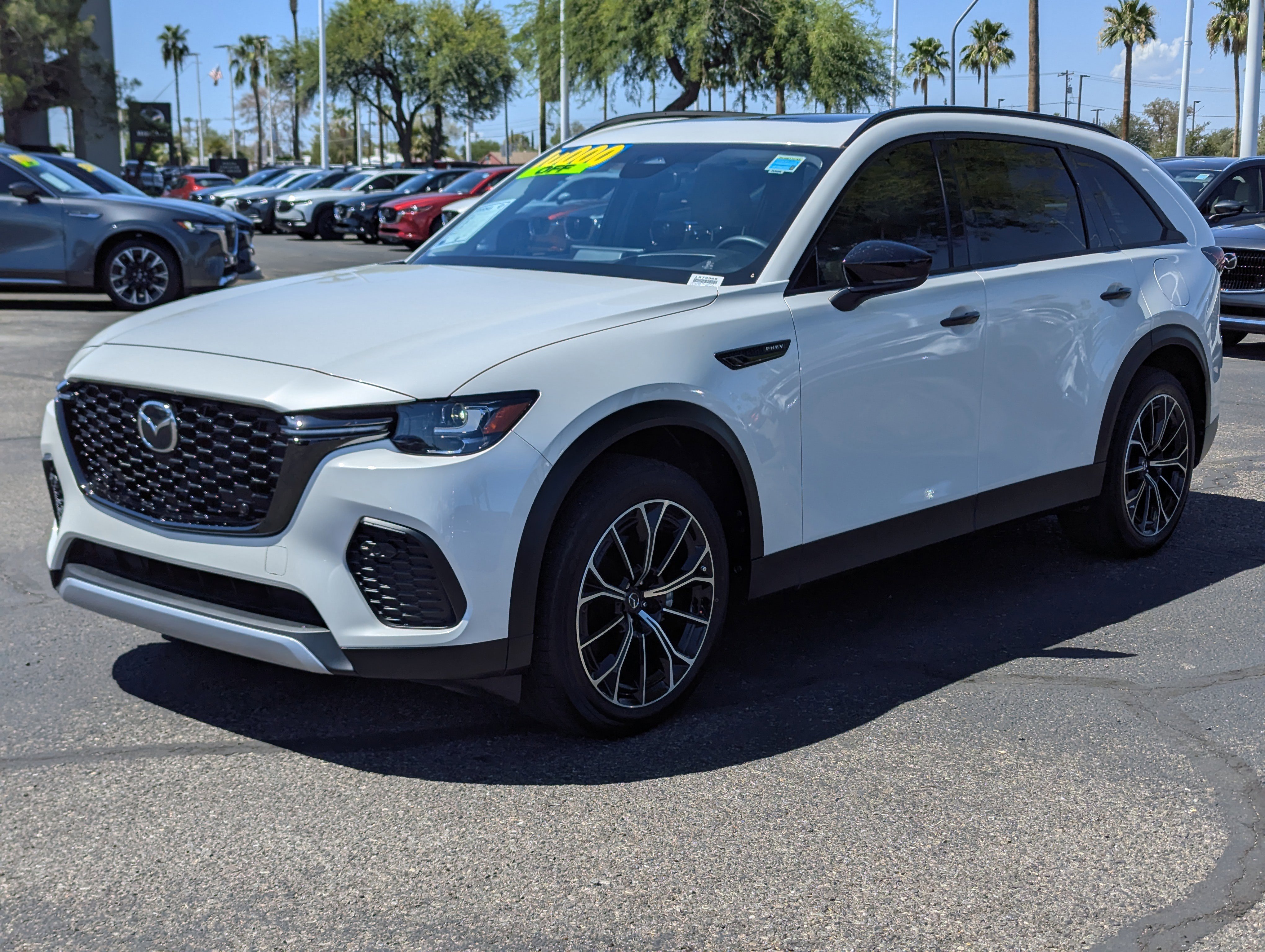 Certified 2025 MAZDA CX-70 Plug-In Hybrid w/ Premium Pkg image 5