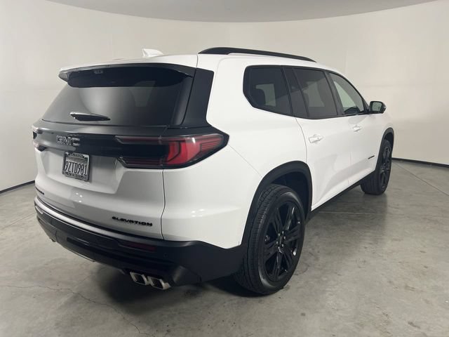 Used 2026 GMC Acadia Elevation w/ Black Edition FWD image 8