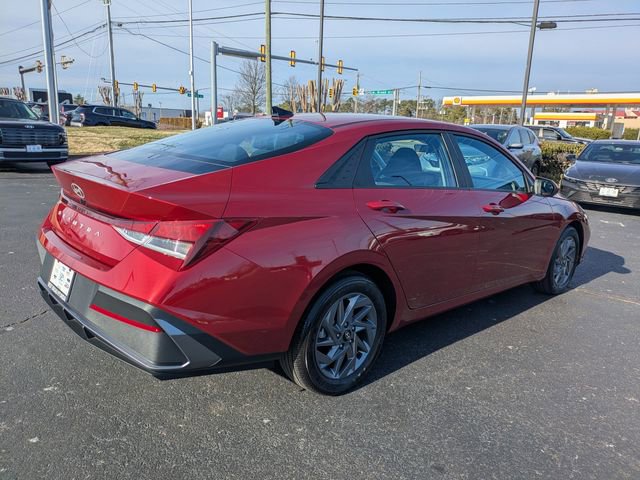 Certified 2024 Hyundai Elantra SEL image 4
