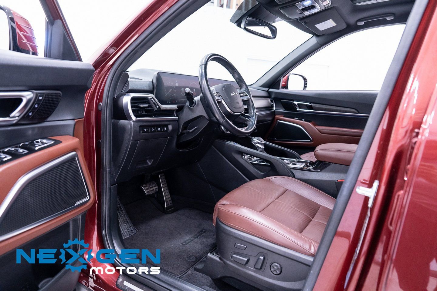 Used 2024 Kia Telluride SX image 25