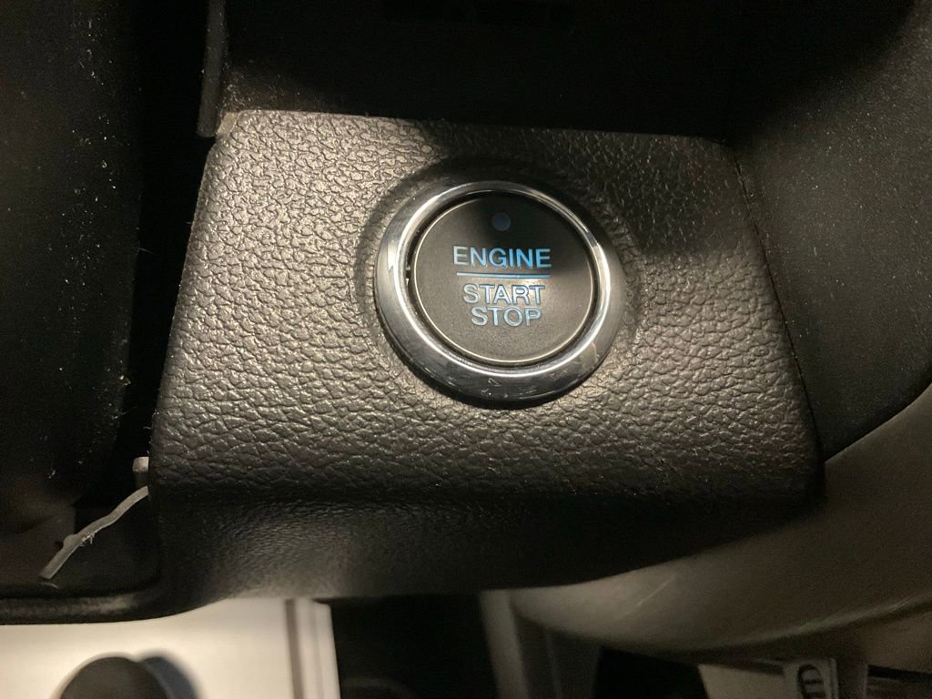 Used 2016 Ford F150 Platinum w/ Equipment Group 701A Luxury image 14