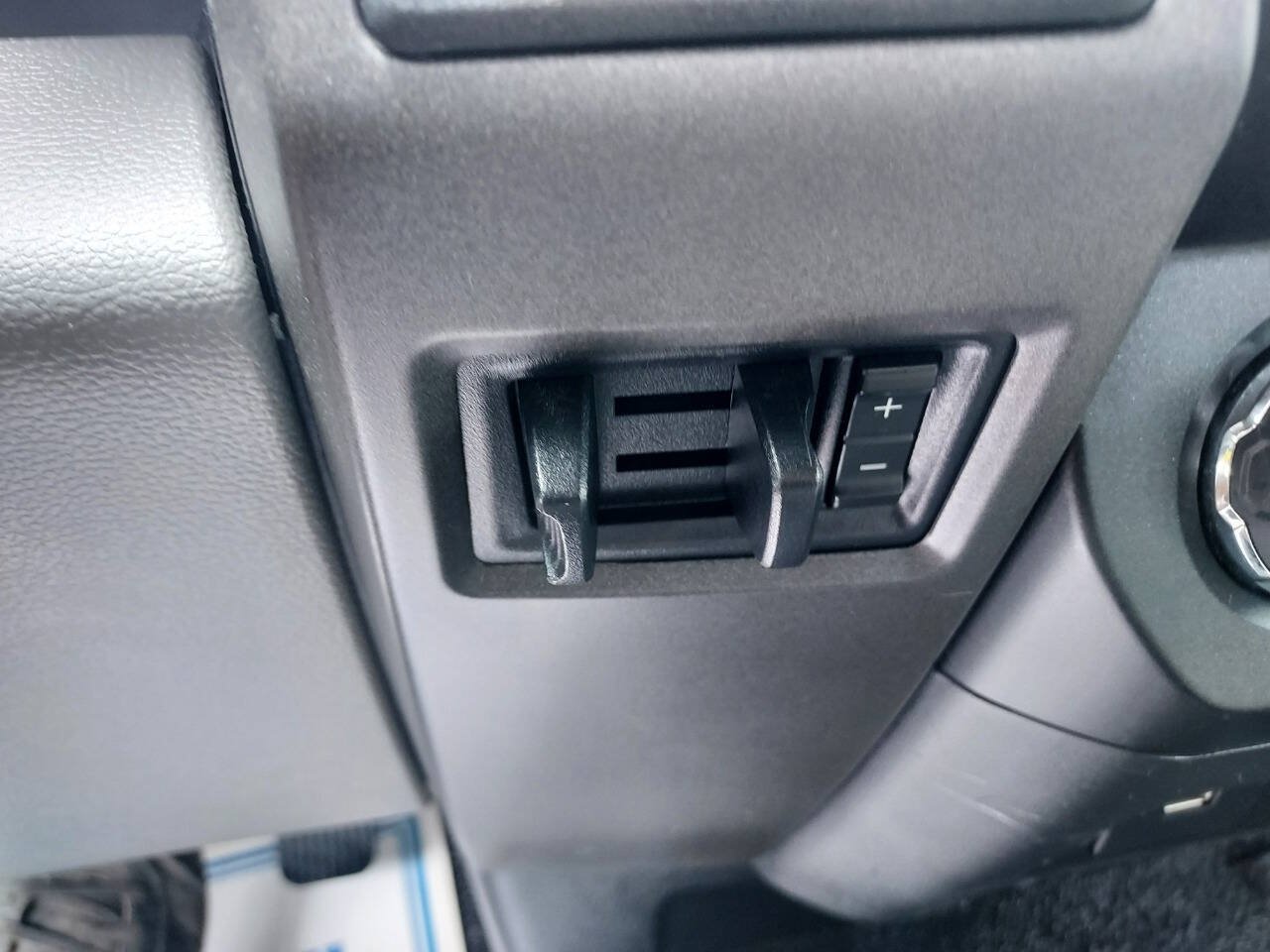 Used 2019 Ford F250 XL w/ Power Equipment Group RWD image 15