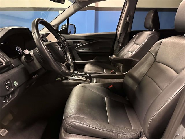 Certified 2022 Honda Pilot Touring image 16