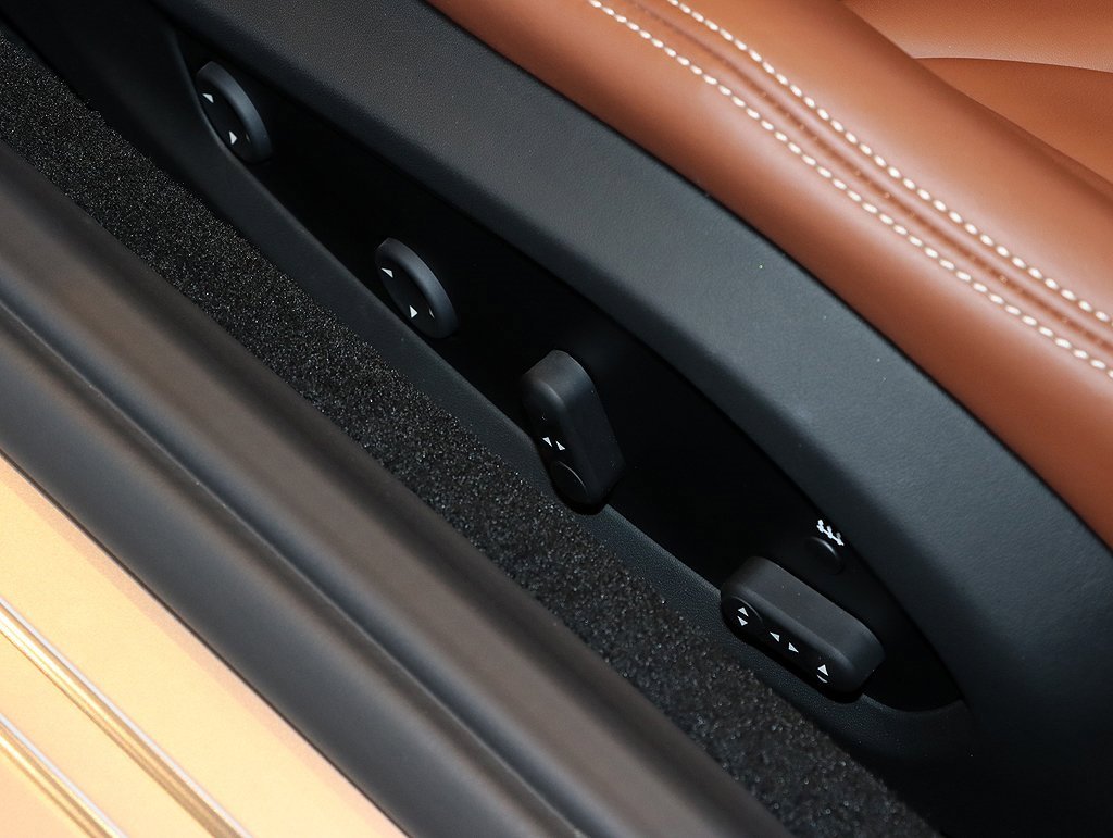 Certified 2021 Ferrari 812 GTS image 39