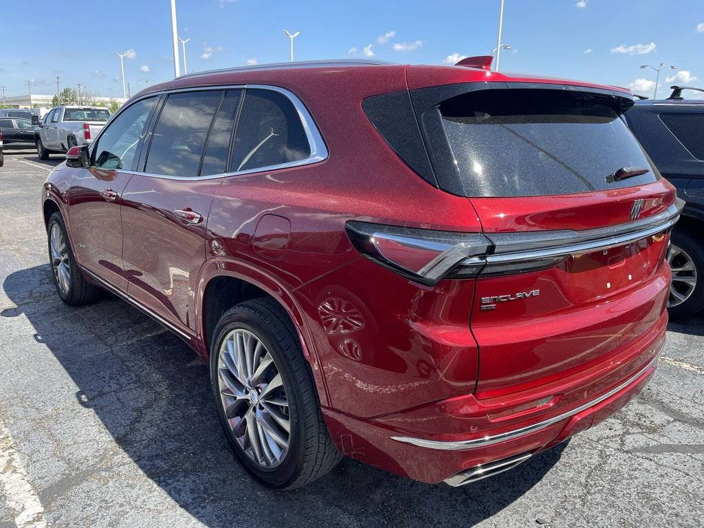 Used 2025 Buick Enclave Avenir w/ Trailering Package, 5000 lbs. image 7