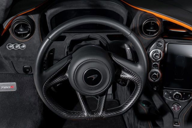 Used 2019 McLaren 720S Performance image 12