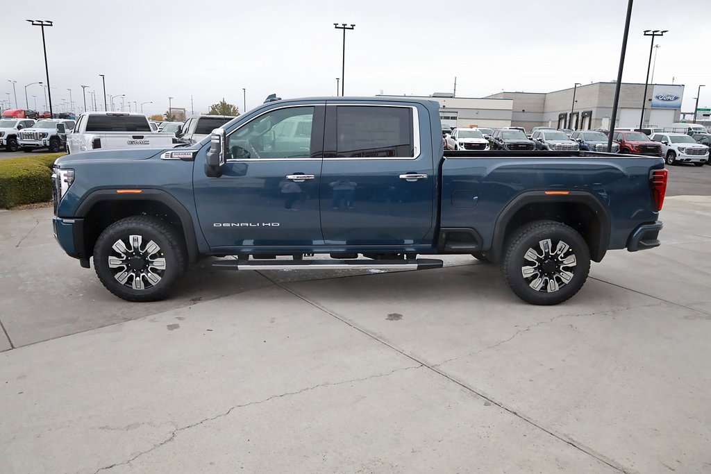 New 2026 GMC Sierra 3500 Denali w/ Technology Package image 3