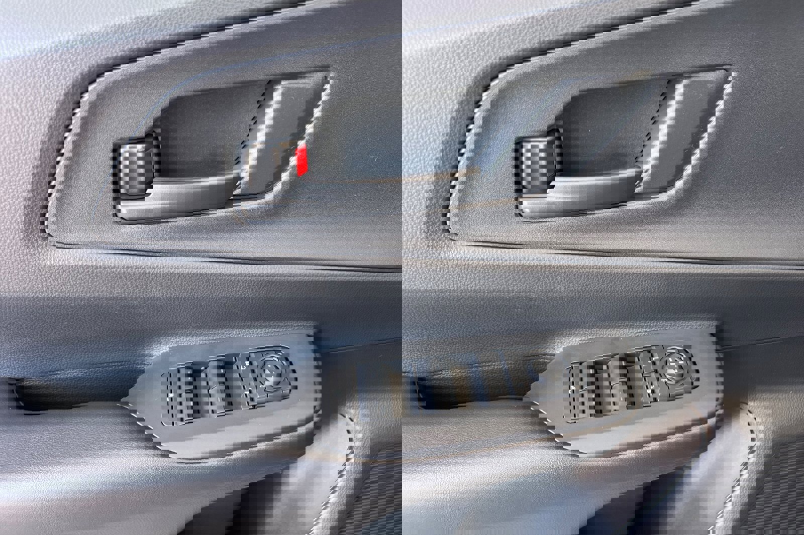 New 2026 Toyota Prius Plug-In Hybrid image 10