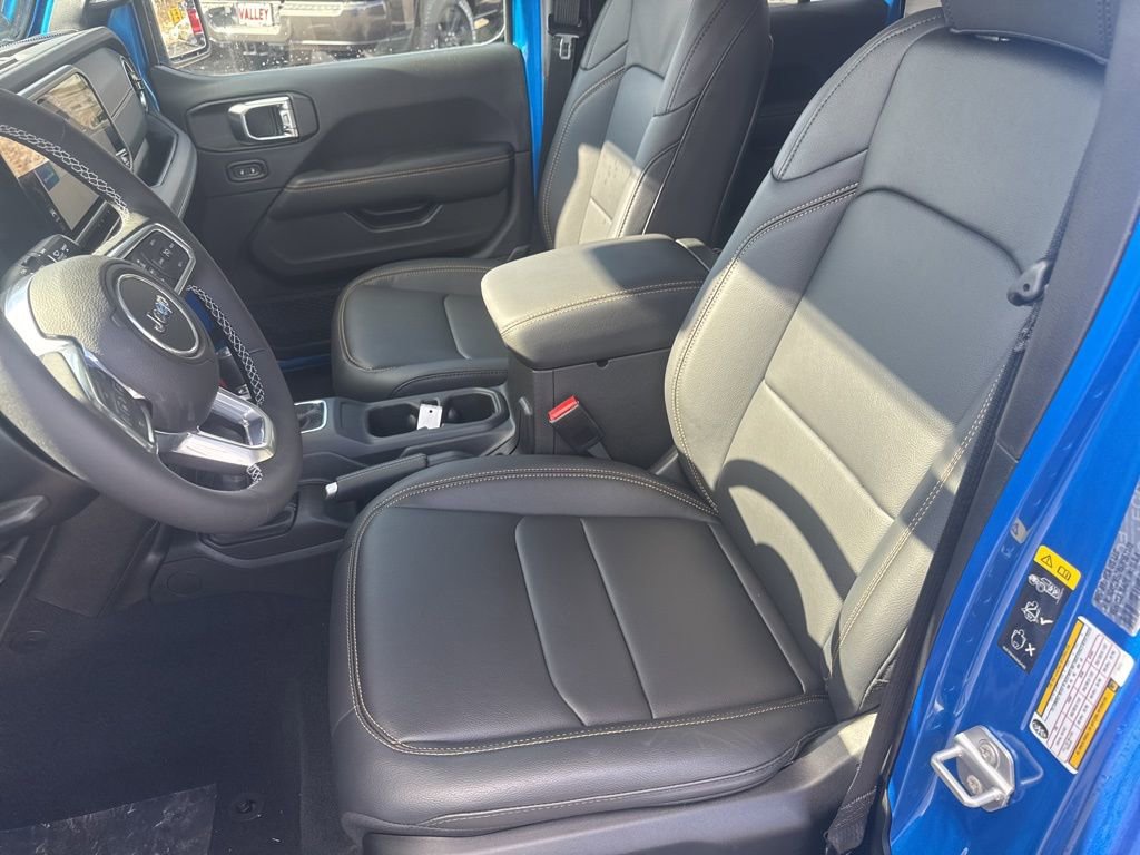 New 2025 Jeep Wrangler Sahara w/ Safety Group image 19