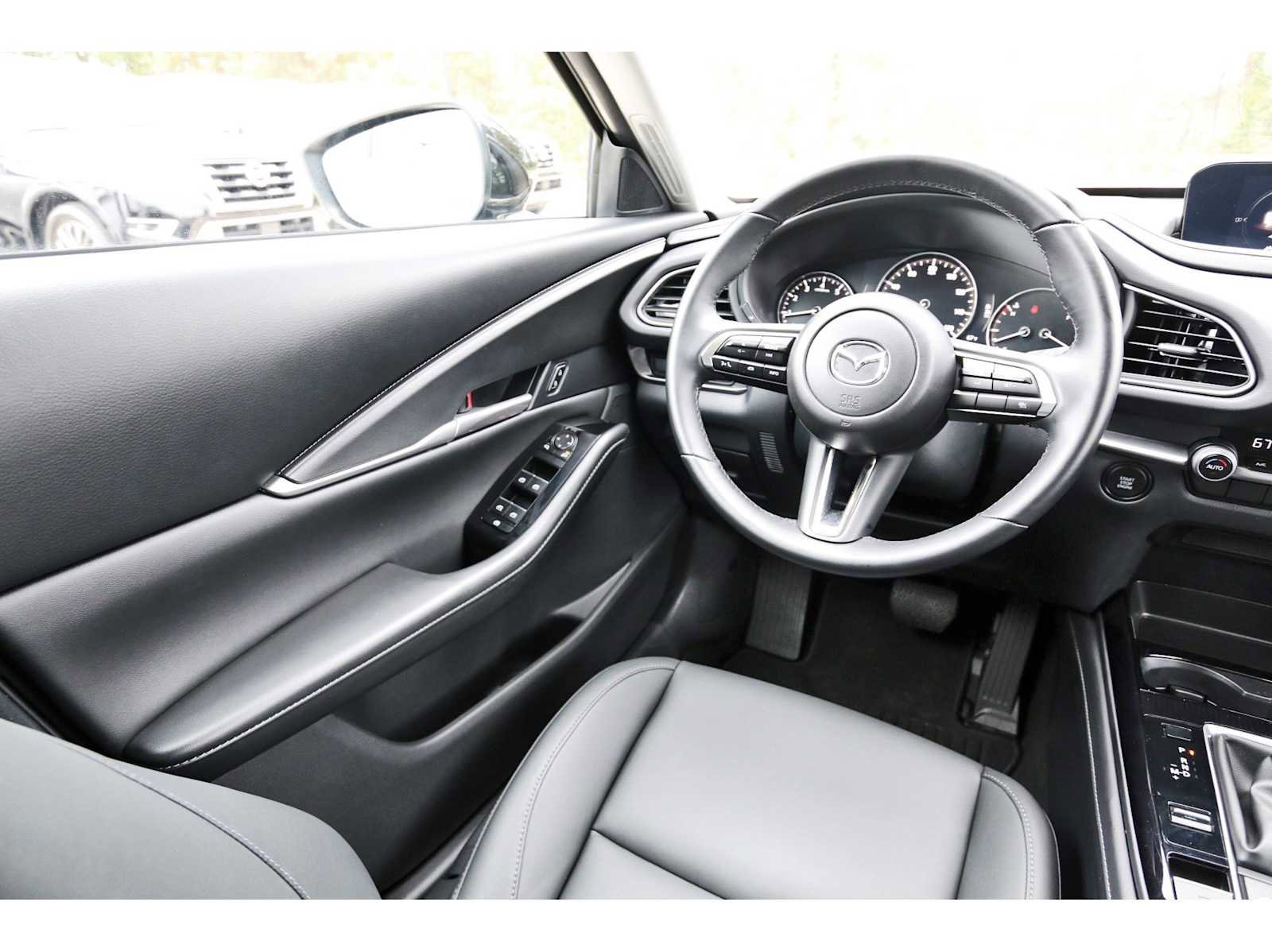 Used 2025 MAZDA CX-30 AWD 2.5 S w/ Select Sport Pkg image 6