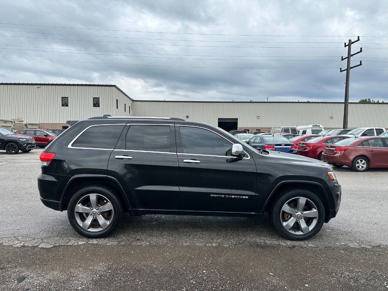 Used 2014 Jeep Grand Cherokee Overland image 2