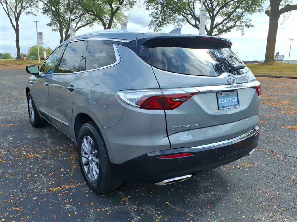 Used 2024 Buick Enclave Premium image 5