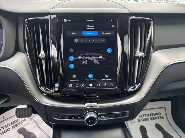 Used 2024 Volvo XC60 B5 Core w/ Protection Package Premier image 19