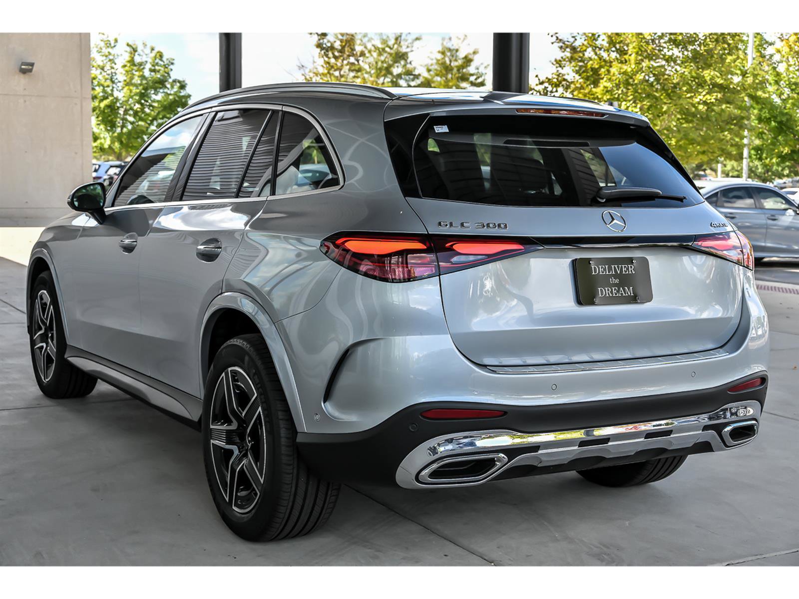 Certified 2026 Mercedes-Benz GLC 300 4MATIC image 6