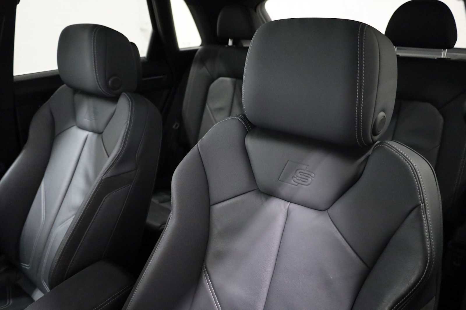 Used 2020 Audi Q3 2.0T Premium Plus w/ Premium Plus Package image 18