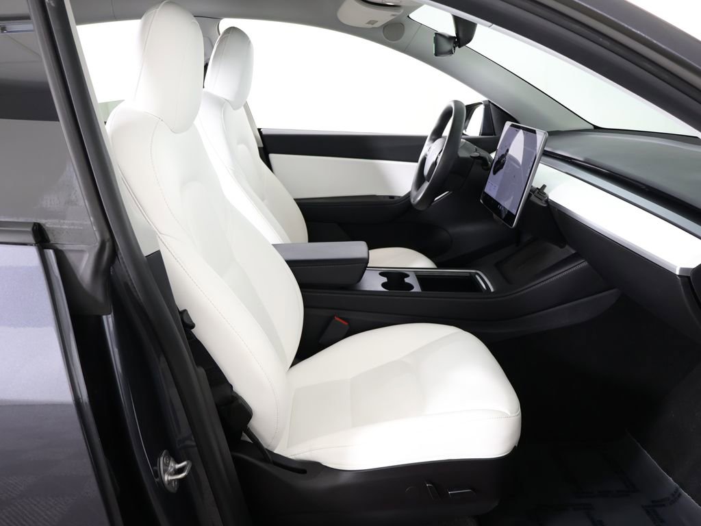 Used 2021 Tesla Model Y Performance AWD/4WD image 31