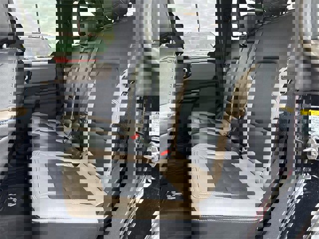 Used 2024 Ford Bronco Wildtrak image 13