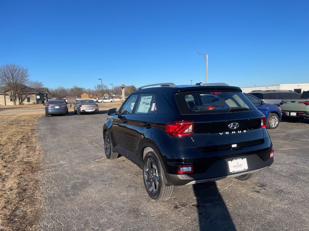 New 2026 Hyundai Venue SEL image 5