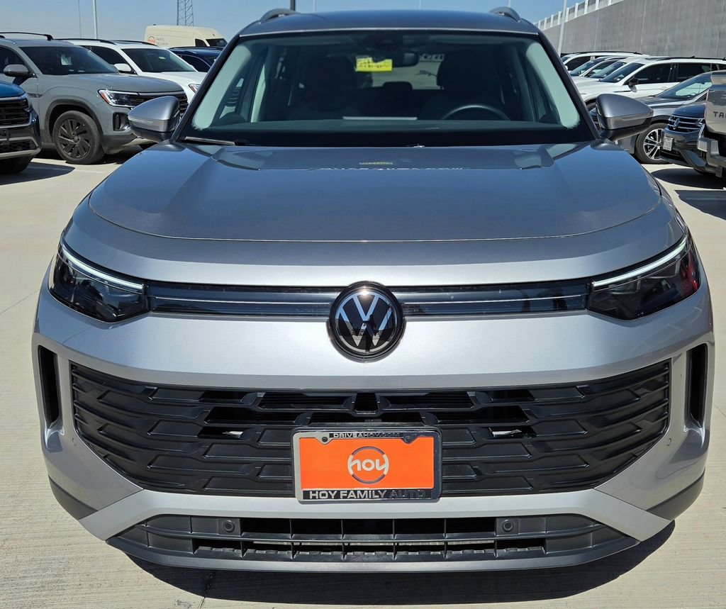 Certified 2026 Volkswagen Tiguan S FWD image 4