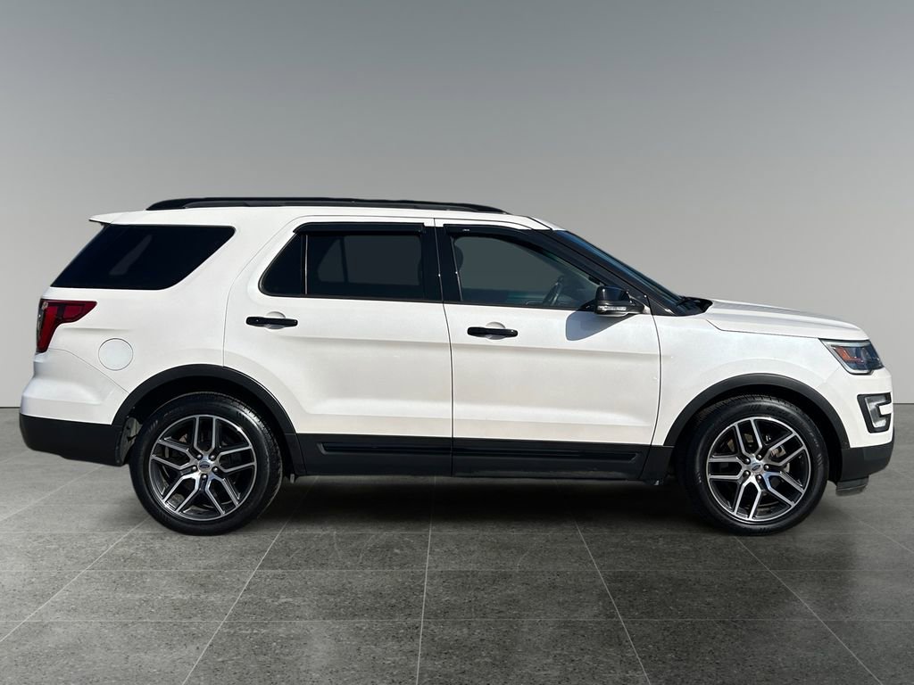Used 2016 Ford Explorer Sport w/ Equipment Group 401A AWD/4WD image 10