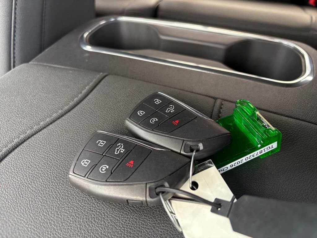 Used 2026 Chevrolet Silverado 1500 LT Trail Boss w/ LT Trail Boss Premium Package AWD/4WD image 30