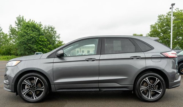Used 2022 Ford Edge ST w/ Equipment Group 401A AWD/4WD image 9