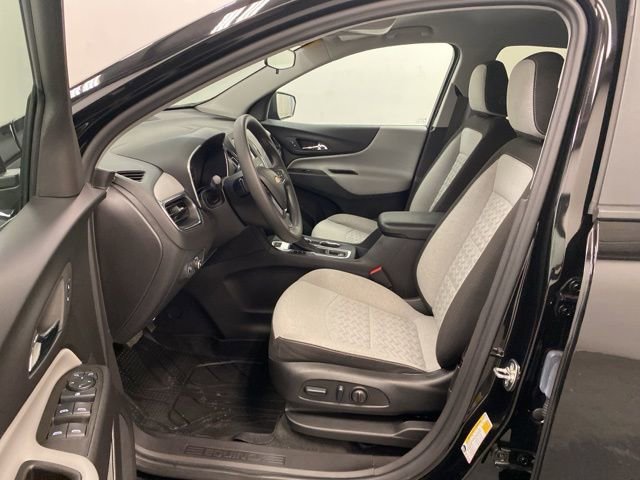 Used 2024 Chevrolet Equinox LS w/ LS Convenience Package image 8