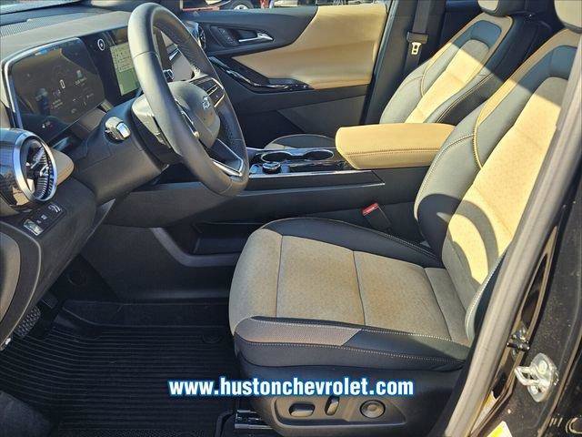 New 2026 Chevrolet Equinox ACTIV w/ Convenience Package III FWD image 17