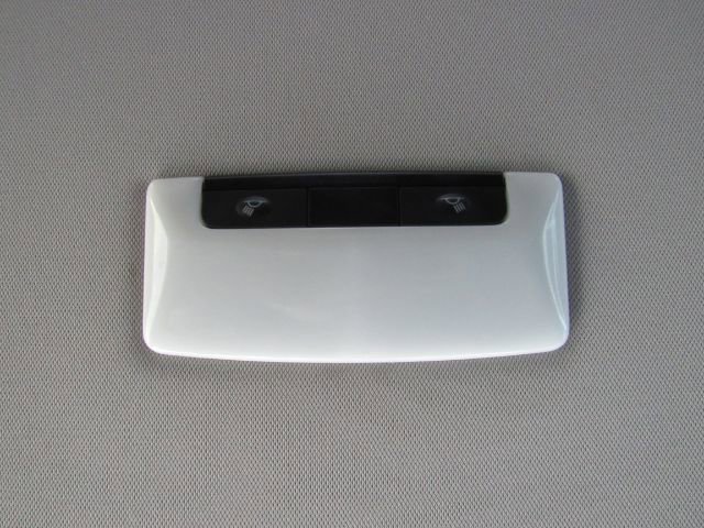 Used 2023 Mitsubishi Outlander SE image 32