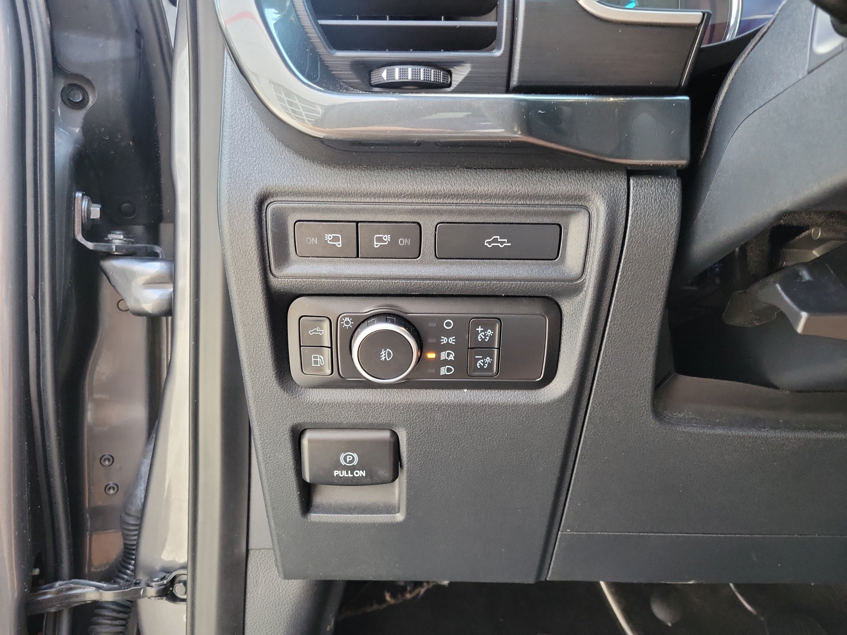 Used 2021 Ford F150 XLT w/ Equipment Group 302A High AWD/4WD image 26