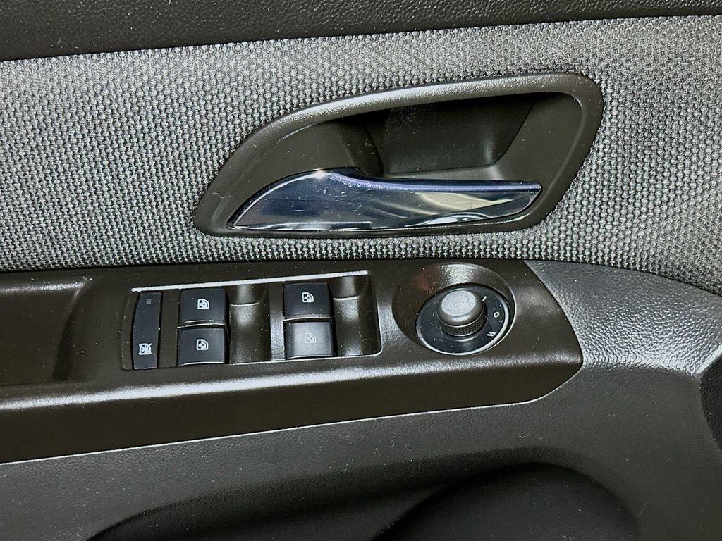Used 2014 Chevrolet Cruze LT image 15