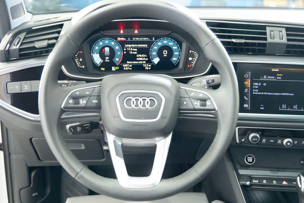 Certified 2025 Audi Q3 2.0T Premium w/ Convenience Package image 14