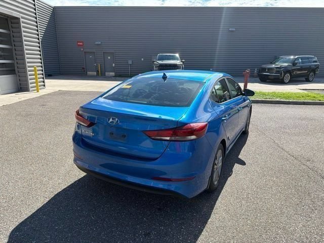 Used 2017 Hyundai Elantra SE FWD image 5