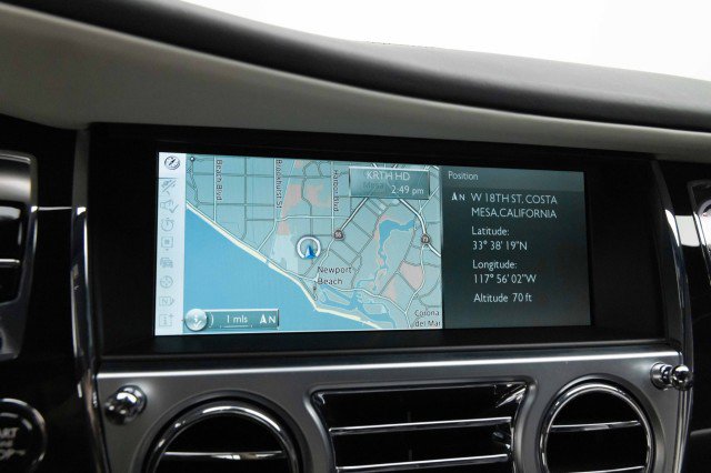 Used 2015 Rolls-Royce Wraith image 38