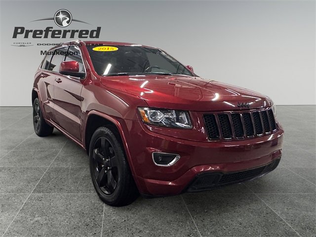 Used 2015 Jeep Grand Cherokee Altitude image 1