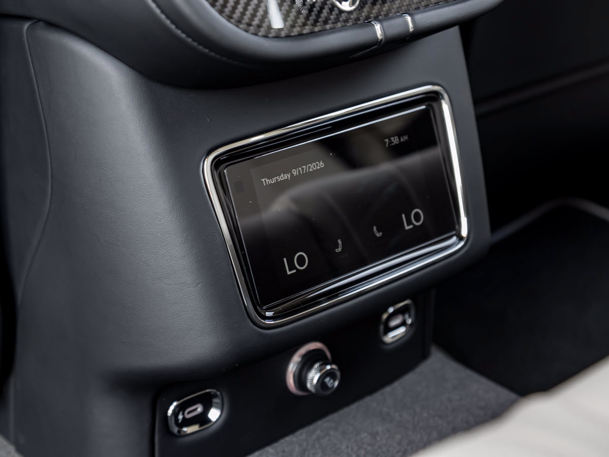 New 2027 Bentley Bentayga AWD/4WD image 33